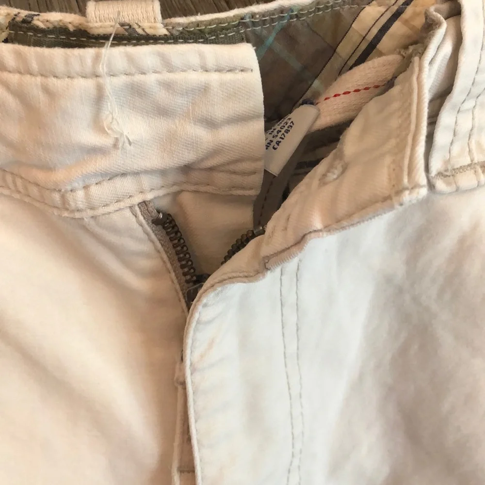 Old Navy Surplus Cargo Shorts in Light Khaki Size 32 Men’s